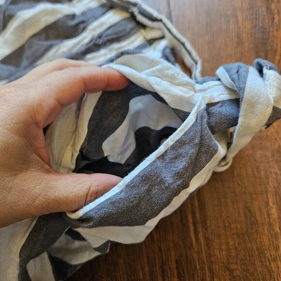 Stradivarius Striped Shorts with Belt - Picture 7 of 7